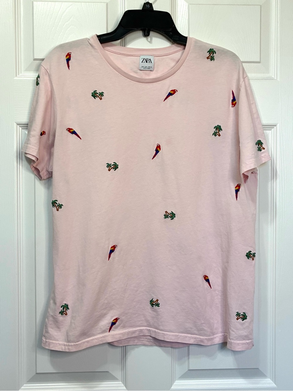 Zara Tropical T-shirt Womens Large Pink Embroidered Parrots Palm Trees Whimsical